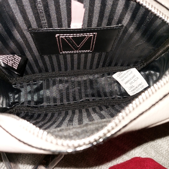 Victoria Secret Crossbody Bag New - Picture 4 of 4